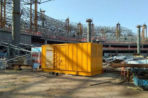 城固发电机出租如何判断空气滤清器是否需要更换？