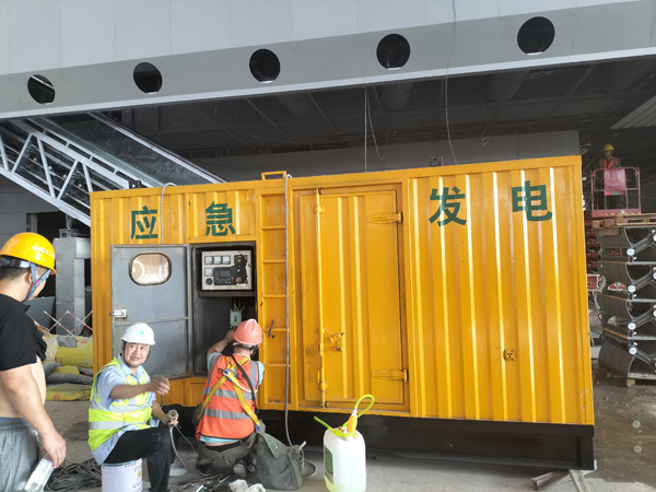 城固怎样判断空气滤清器是否需要更换？