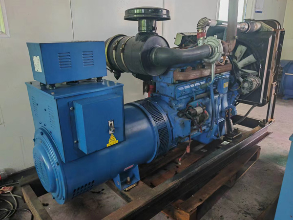城固100kW柴油发电机组使用多级机油有哪些优缺点？